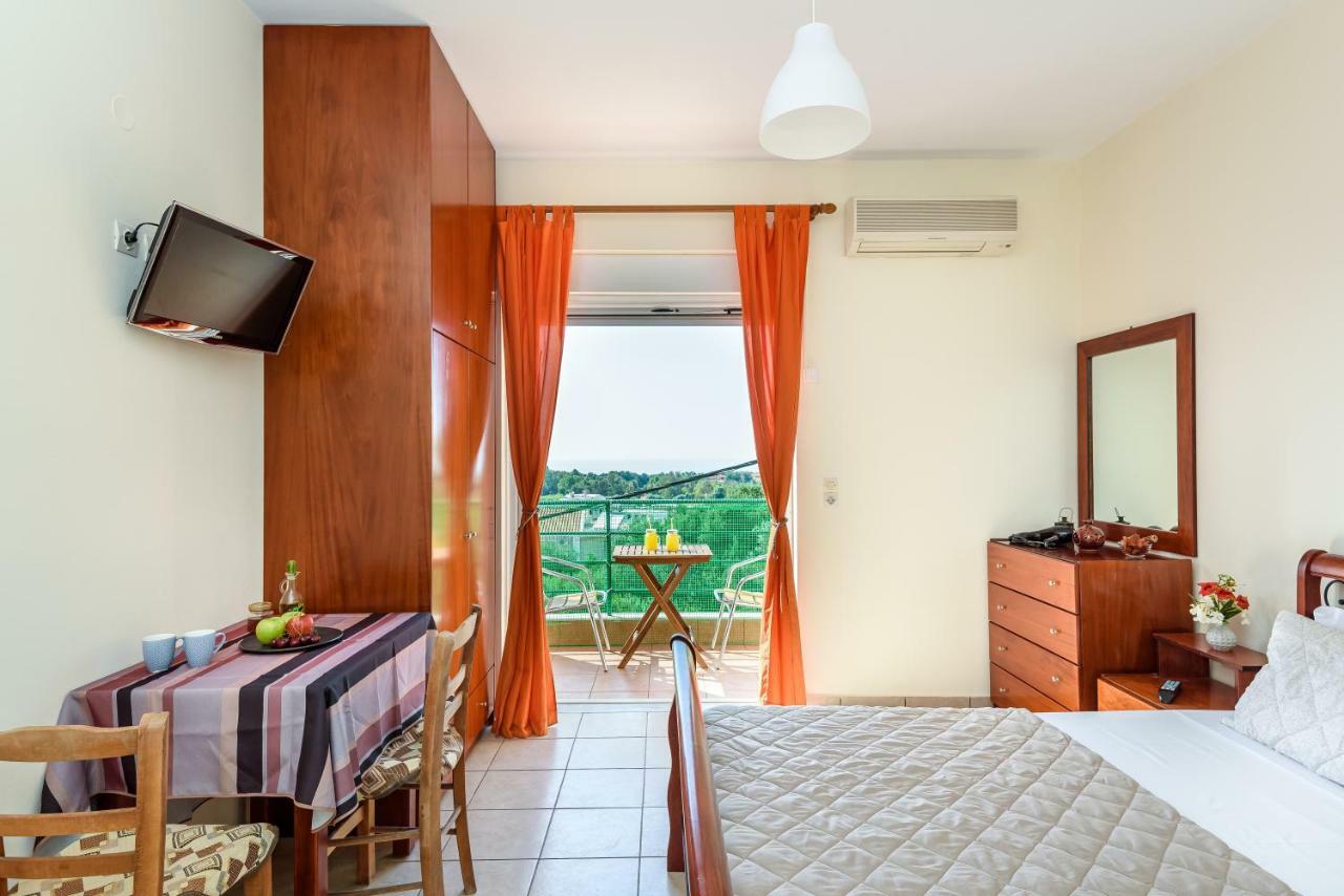 Golden Beach Hill Apartments Kato Daratso Ngoại thất bức ảnh
